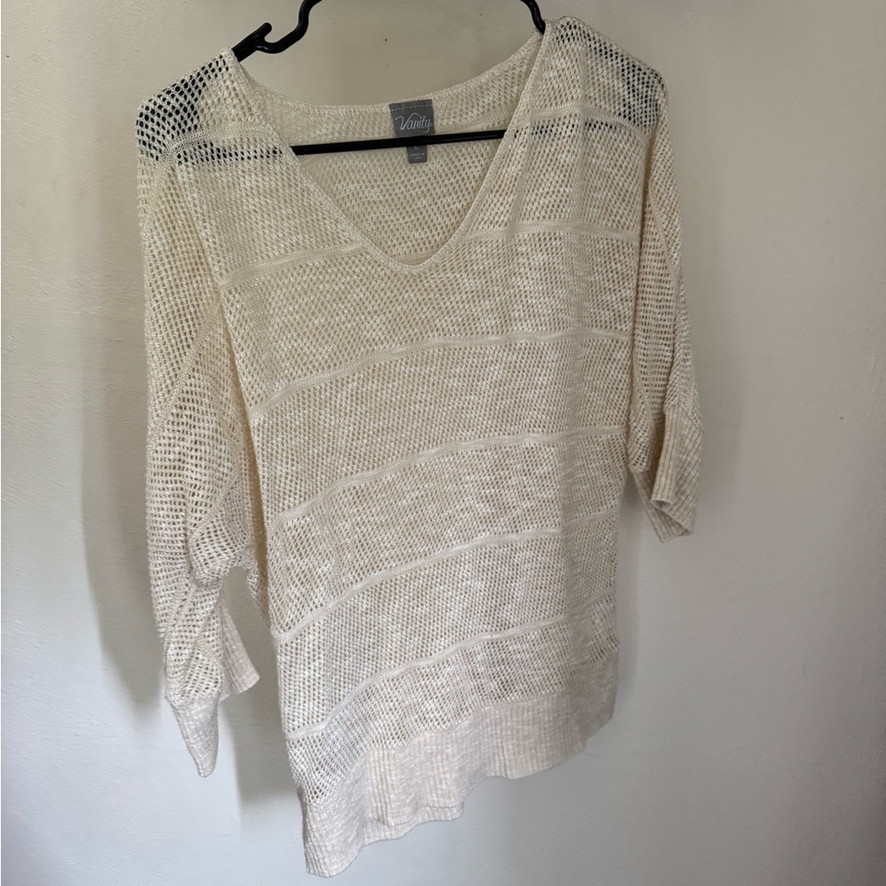 Vanity Cream Mesh V-Neck Top